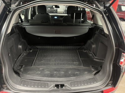 Land Rover Discovery Sport 2.0 TD4 150 CV Pure (11)