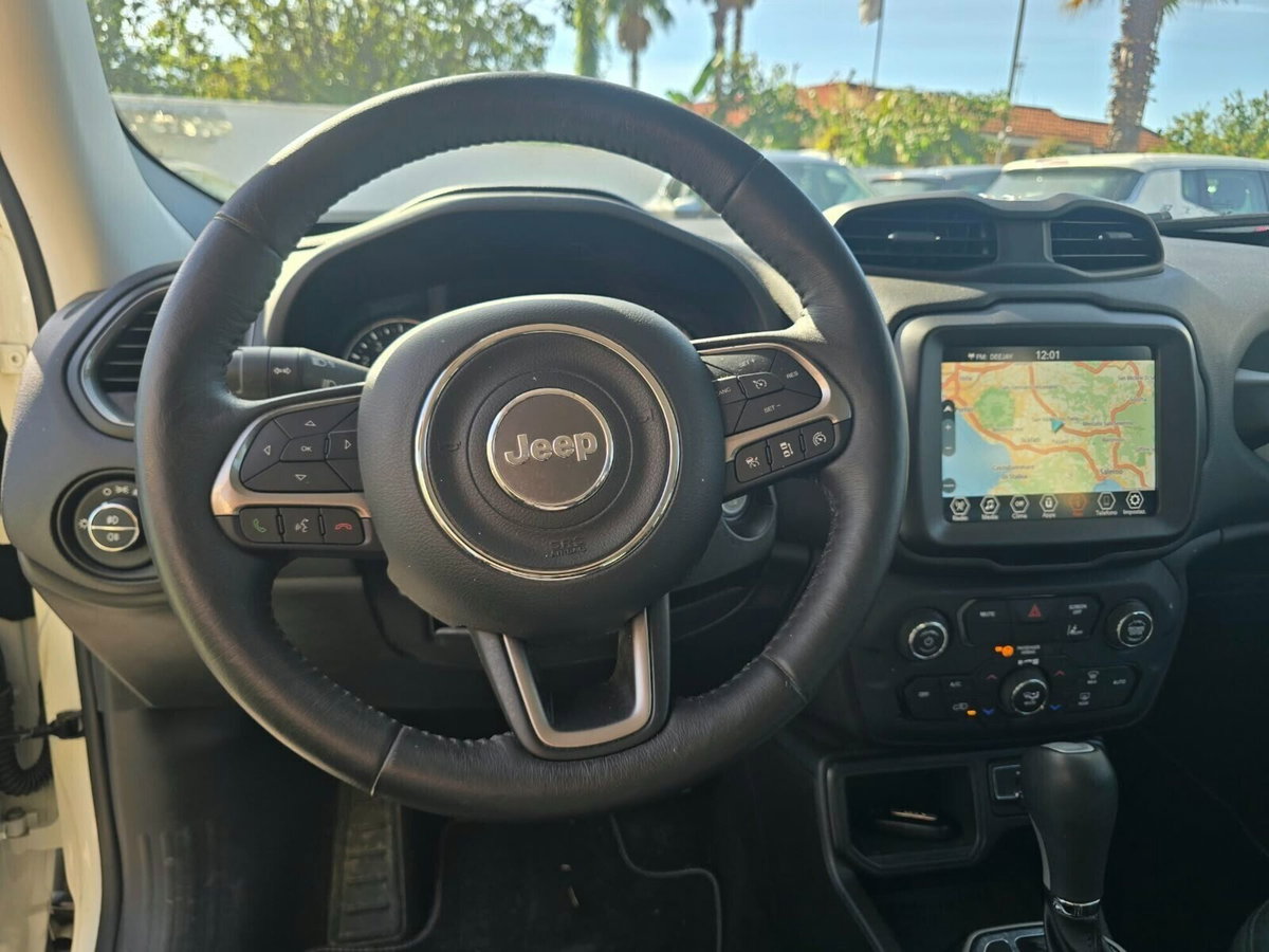 Jeep Renegade 1.3 T4 190CV PHEV 4xe AT6 Upland (15)