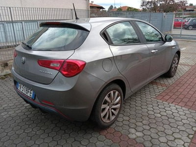 Alfa Romeo Giulietta 1.4 Turbo Giulietta 120cv (4)
