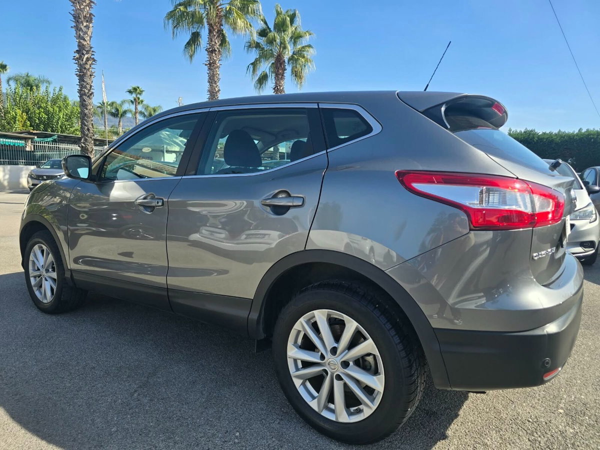 Nissan Qashqai 1.2 DIG-T Tekna (7)