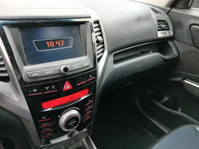 Ssangyong Tivoli 1.6d 2WD Go (9)