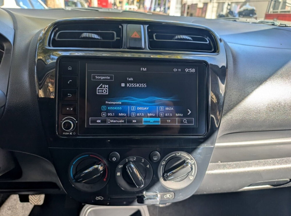 Mitsubishi Space Star 1.2 Intense SDA (13)