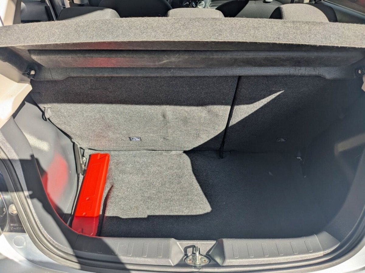 Mitsubishi Space Star 1.2 Intense SDA (6)