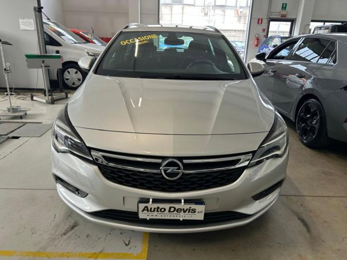Opel Astra Station Wagon 1.6 CDTi 110CV Start&Stop Sports Elective (2)