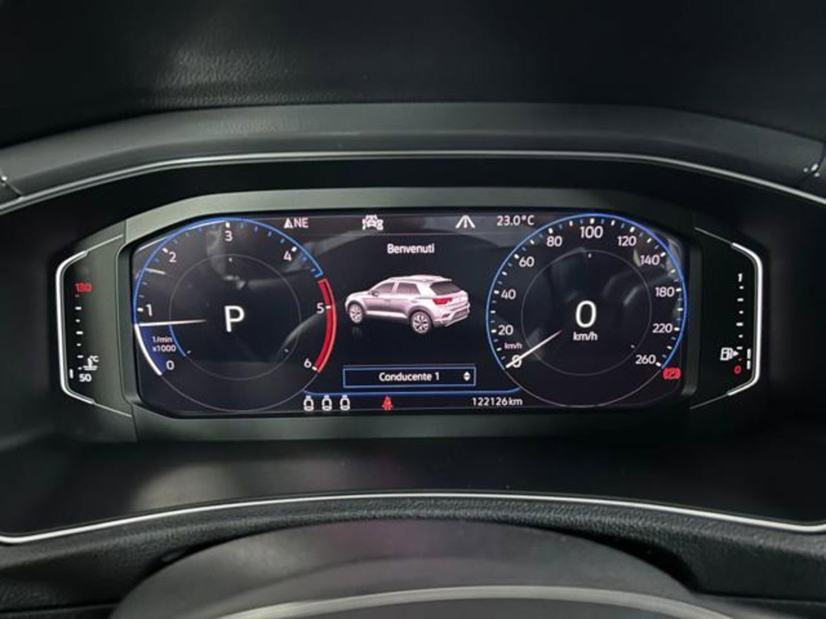 Volkswagen T-Roc 2.0 tdi R-Line 4motion 150cv dsg (14)