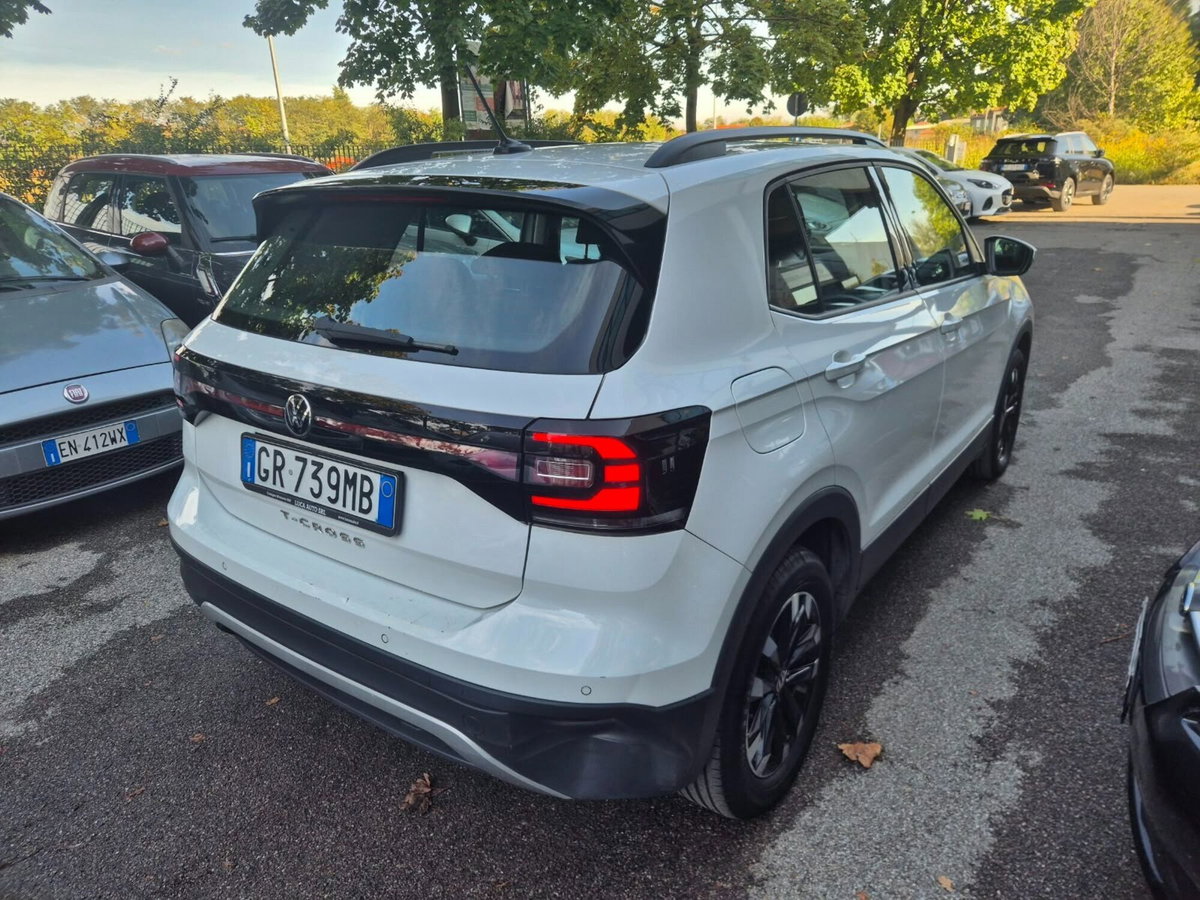 Volkswagen T-Cross 1.0 TSI Sport (4)