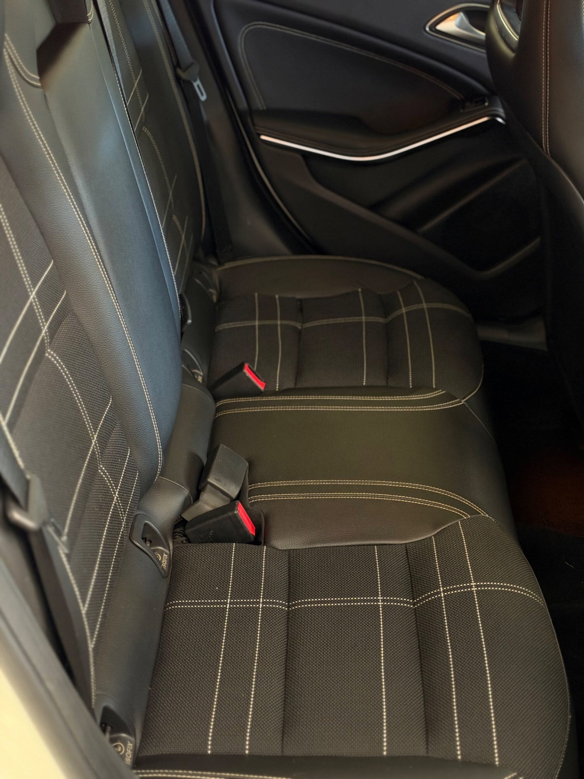 Mercedes-Benz GLA SUV 200 CDI Automatic Sport (12)