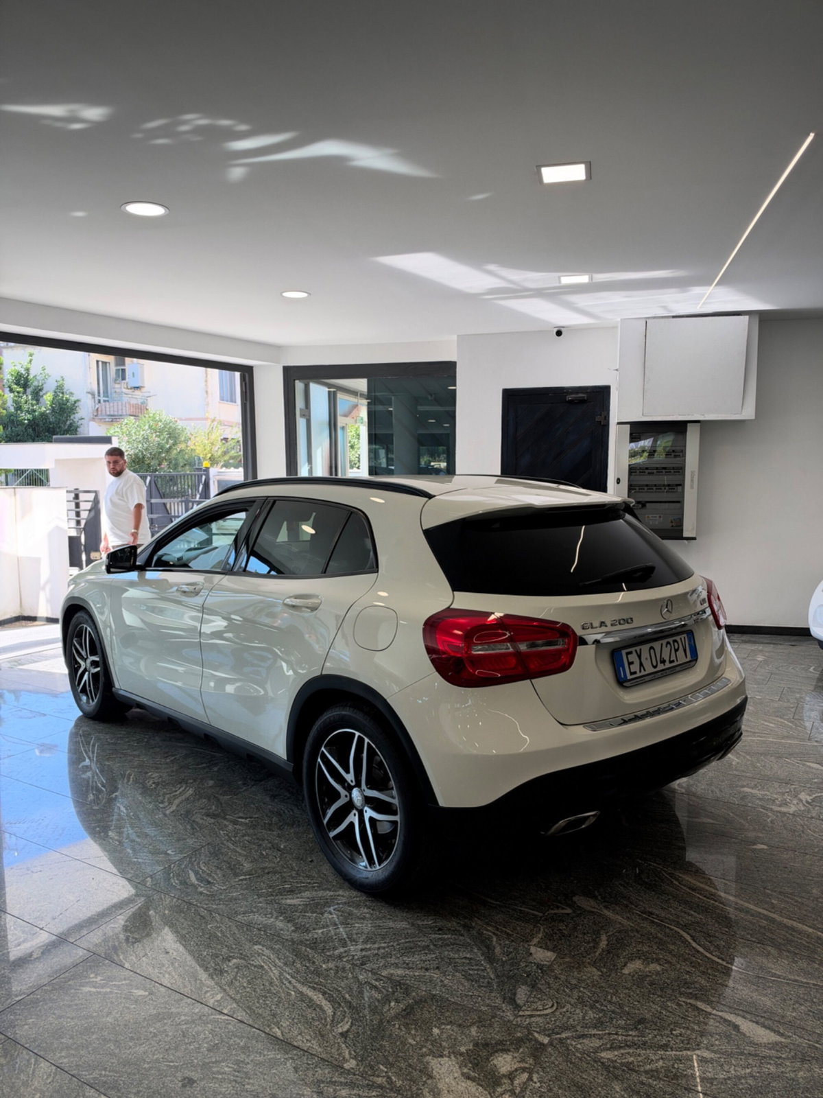 Mercedes-Benz GLA SUV 200 CDI Automatic Sport (2)