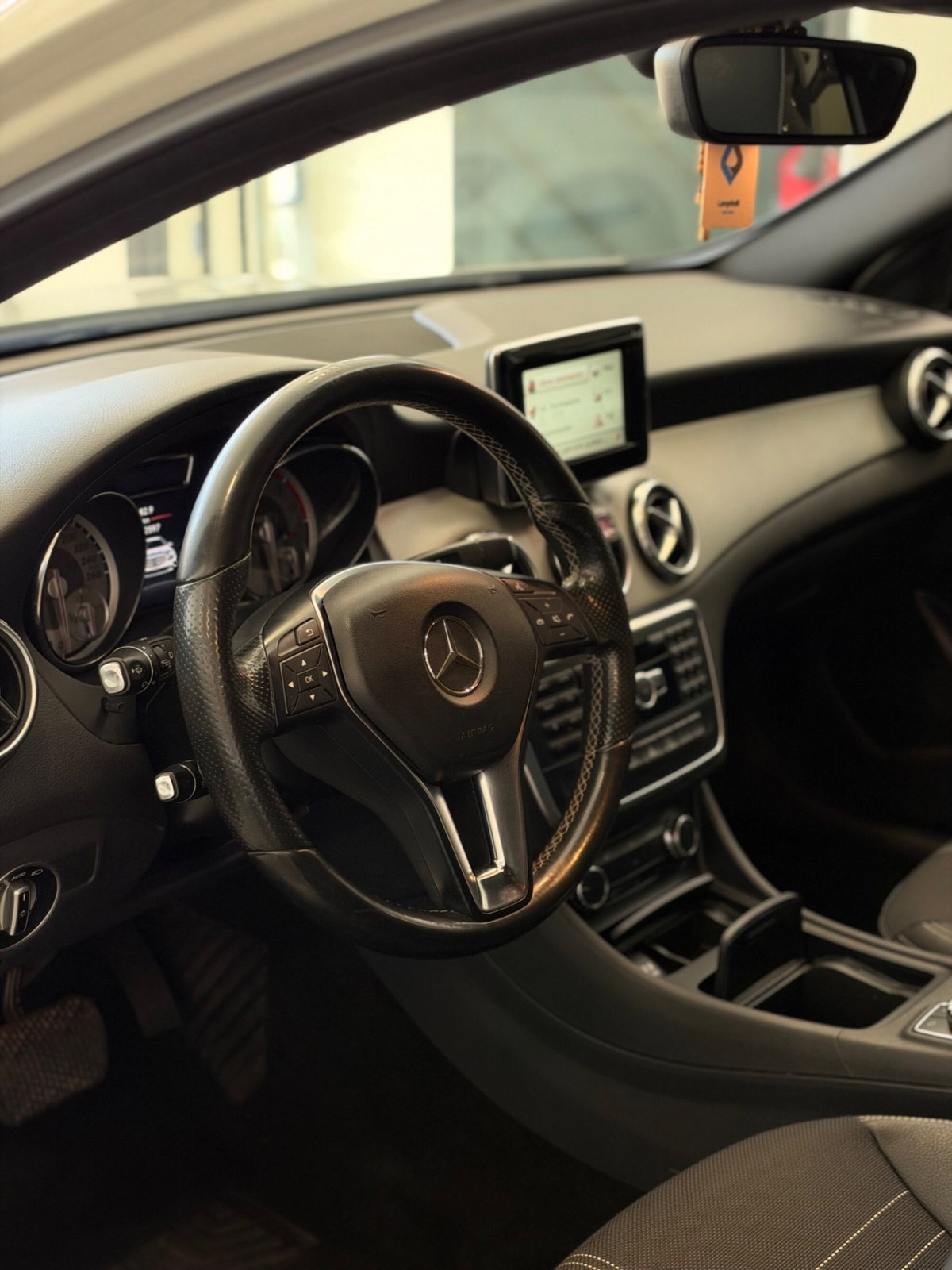 Mercedes-Benz GLA SUV 200 CDI Automatic Sport (9)