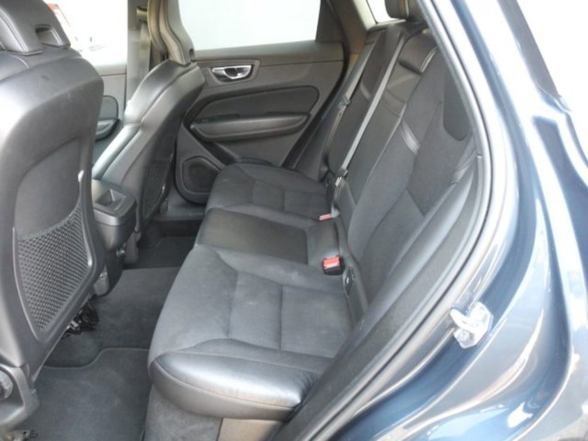 Volvo XC60 B4 (d) AWD Geartronic Business Plus (12)