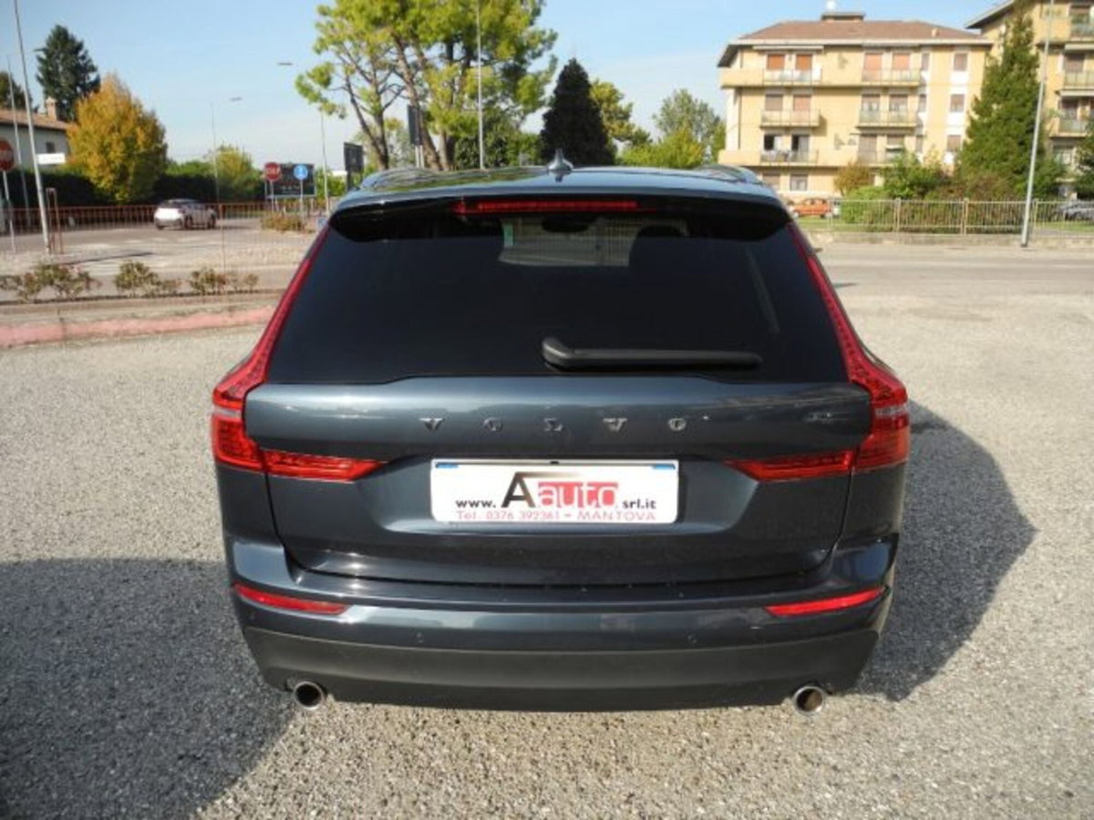 Volvo XC60 B4 (d) AWD Geartronic Business Plus (4)