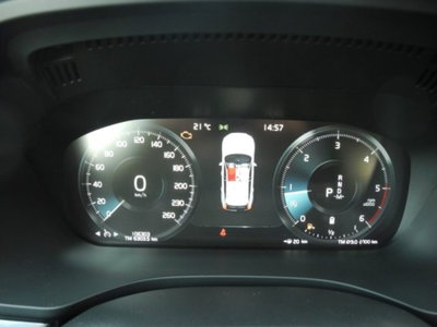 Volvo XC60 B4 (d) AWD Geartronic Business Plus (6)