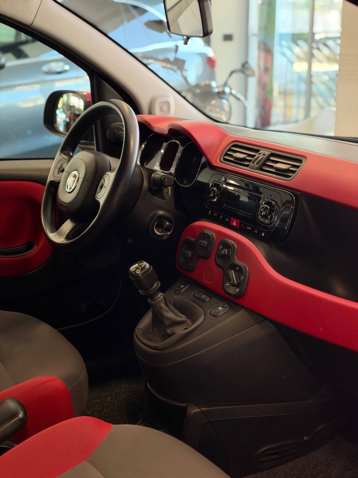 Fiat Panda 0.9 TwinAir Turbo Natural Power Lounge (11)