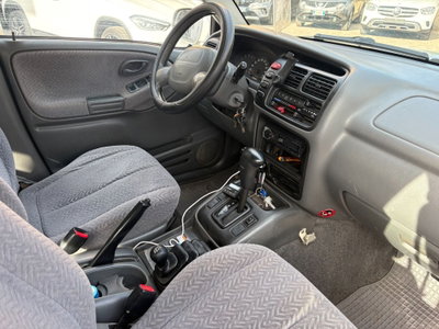 Suzuki Grand Vitara TDI S.W. (6)