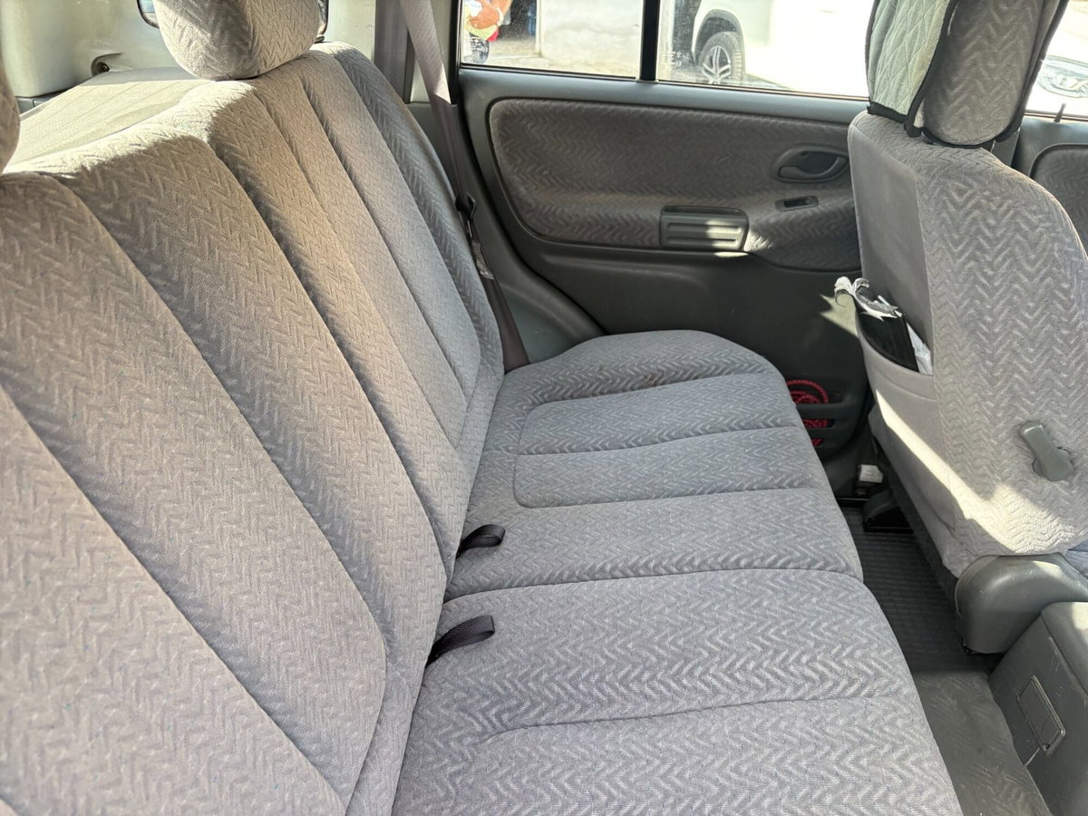 Suzuki Grand Vitara TDI S.W. (7)