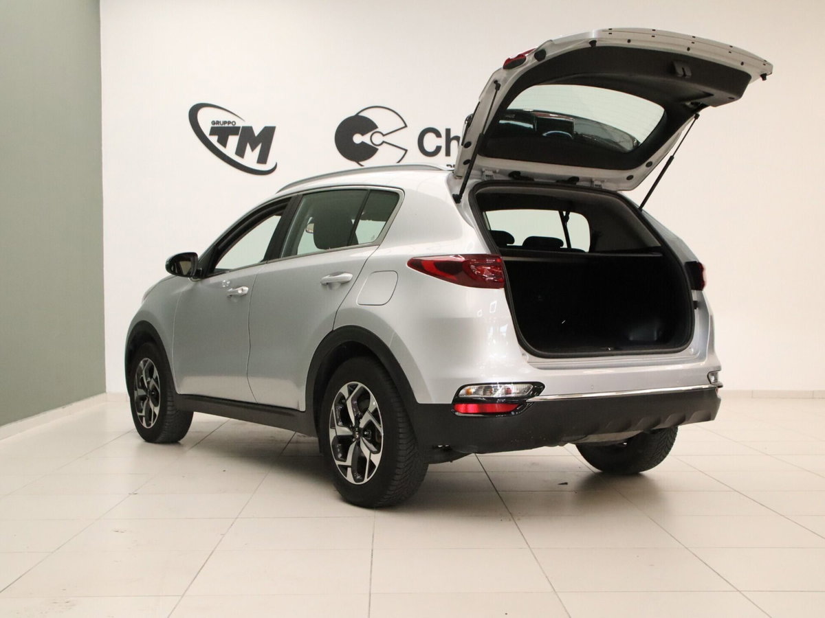 Kia Sportage 1.6 crdi mhev Style dct (6)