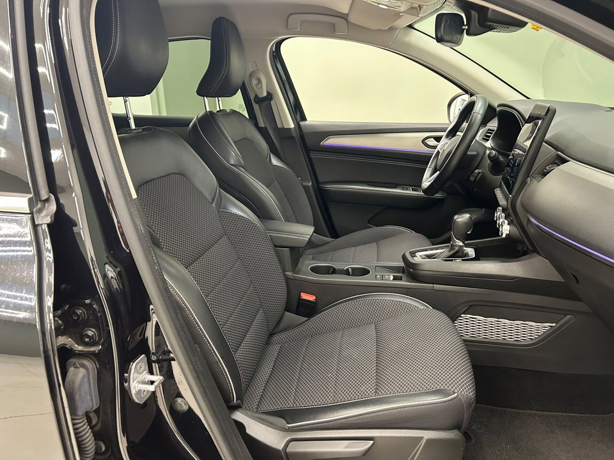 Renault Arkana Hybrid E-Tech 145 CV Engineered (17)