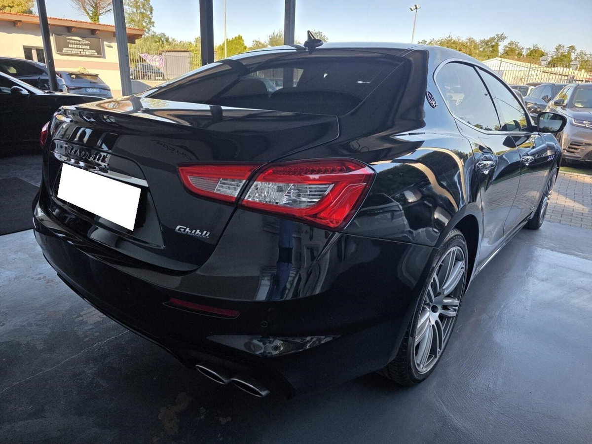 Maserati Ghibli Ghibli V6 Diesel Granlusso (8)