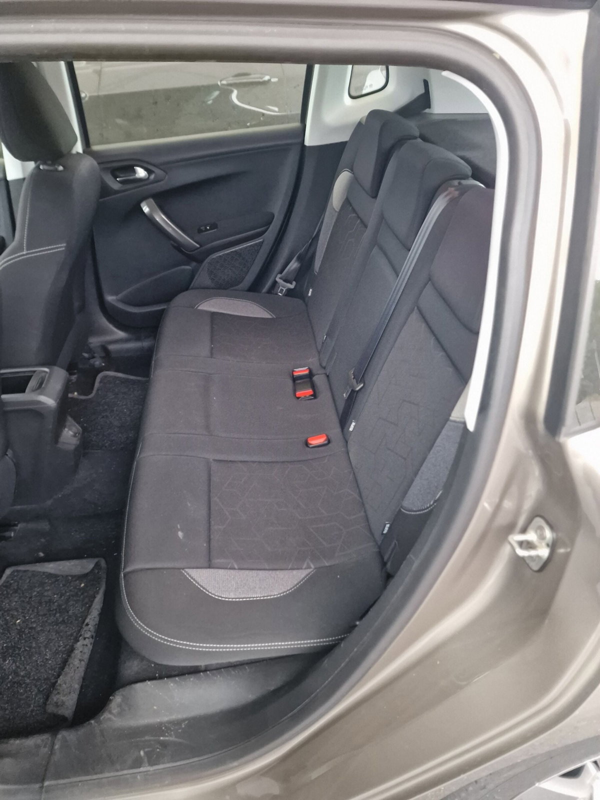 Peugeot 2008 Turbo 110 S&S Allure (7)