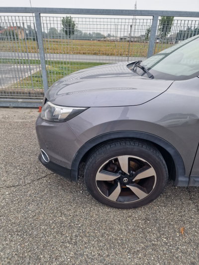 Nissan Qashqai 1.6 dCi 2WD Tekna (3)
