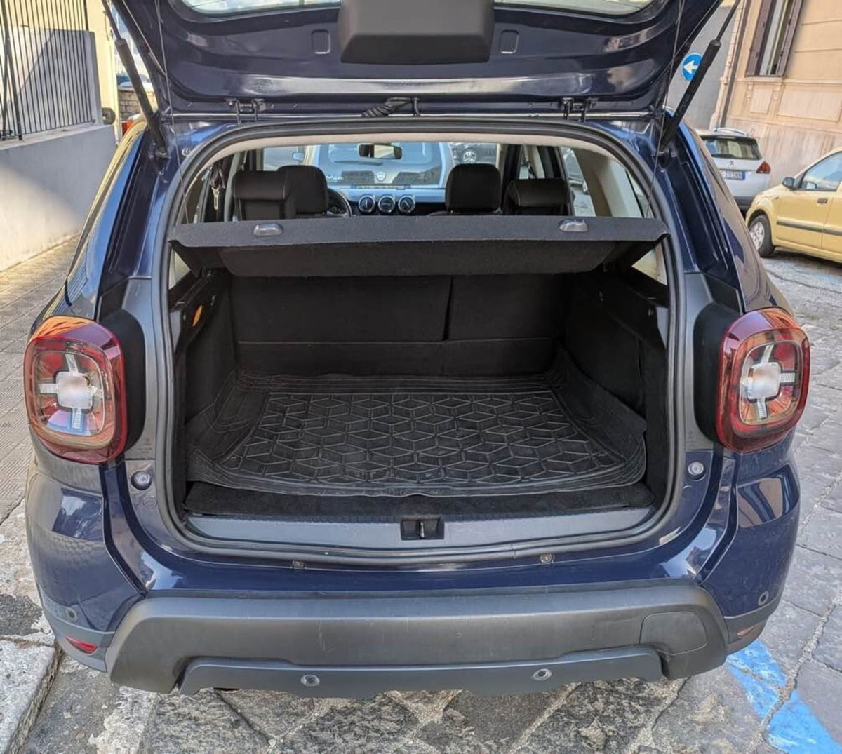 Dacia Duster 1.5 dCi 8V 110 CV 4x4 Prestige (2)