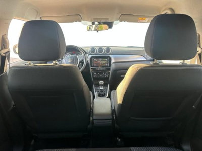 Suzuki Vitara 1.4 Hybrid Starview (18)