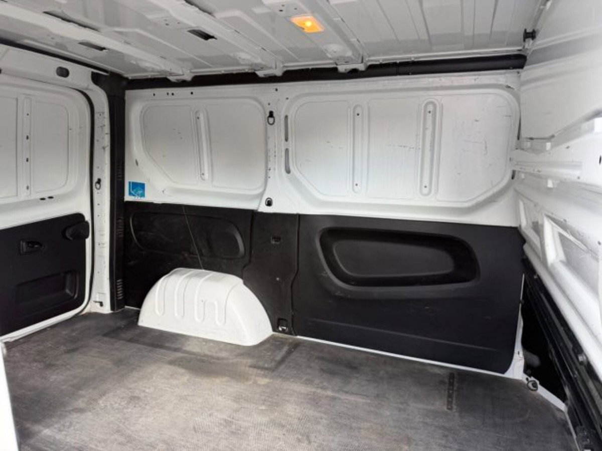 Renault Trafic Furgone T27 1.6 dCi 95CV PC-TN-DC Furgone Energy Ice (9)