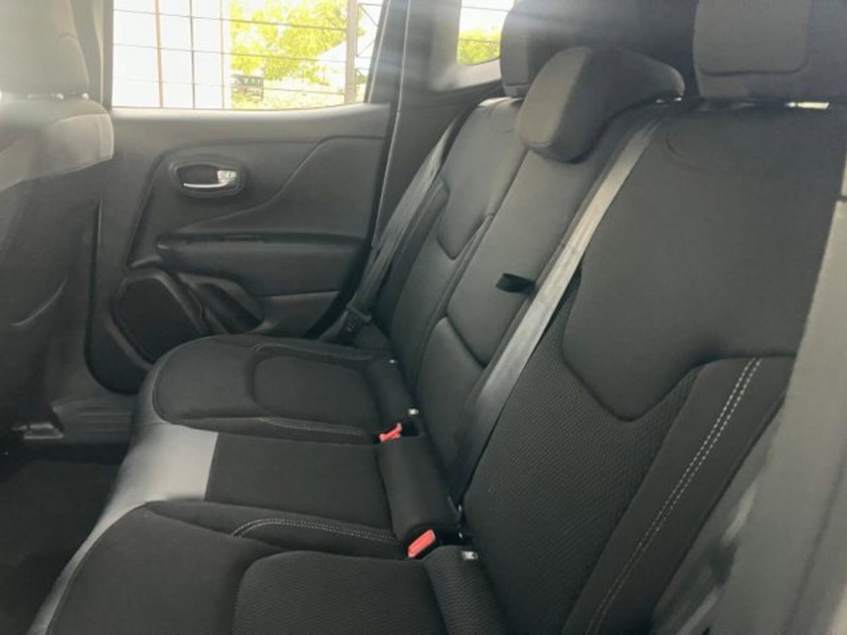Jeep Renegade 2.0 Mjt 140CV 4WD Active Drive Low S (15)
