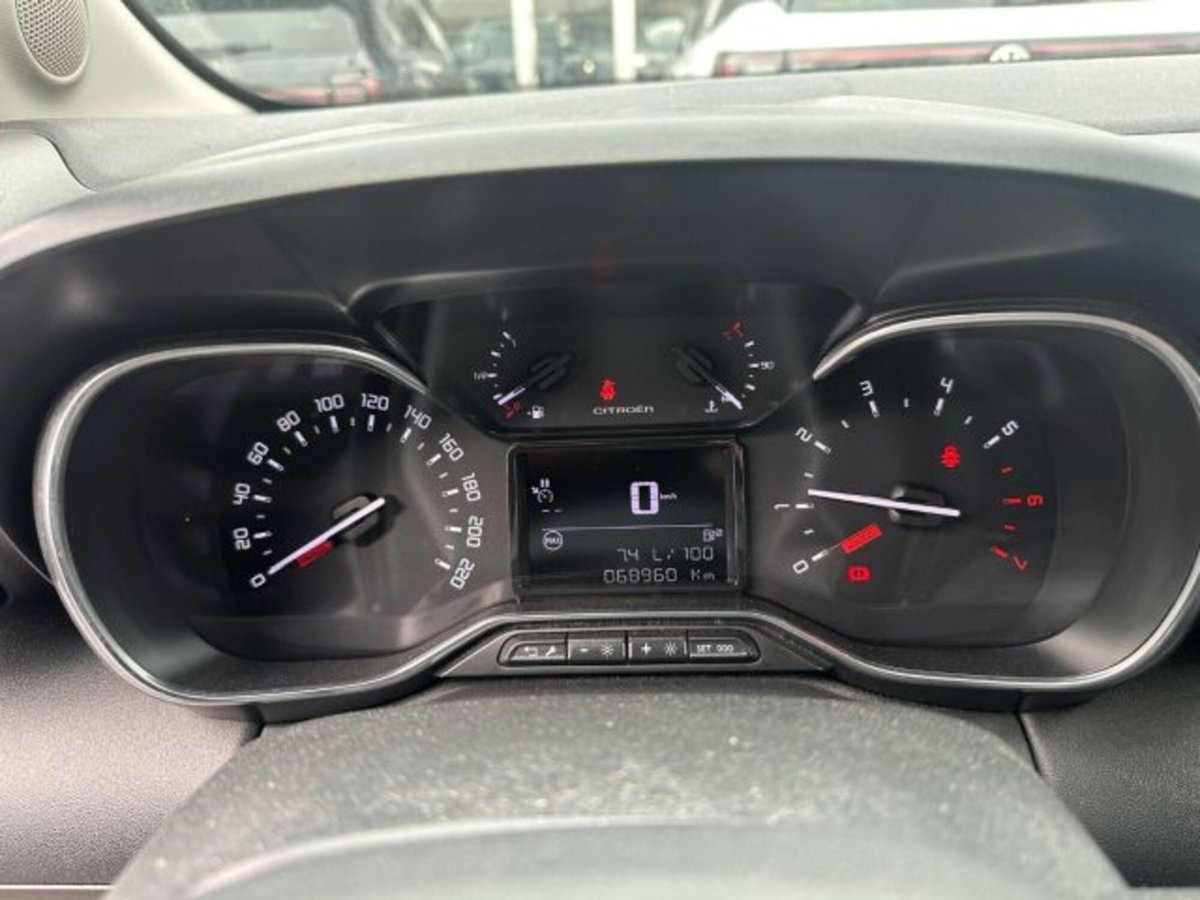 Citroen C3 Aircross PureTech 110 S&S Shine (7)
