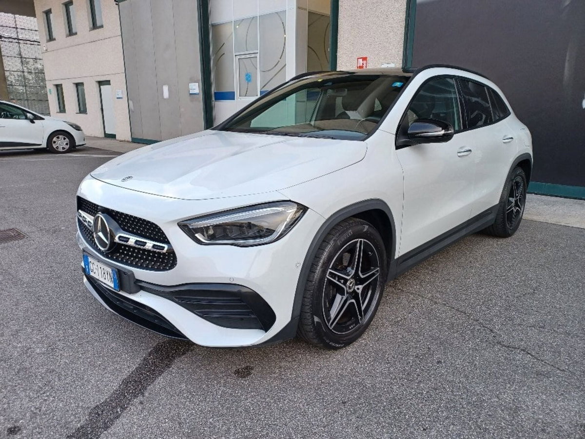 Mercedes-Benz GLA SUV 220 d Automatic 4Matic Premium (2)