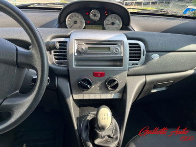 Lancia Ypsilon 1.2 New Oro (16)