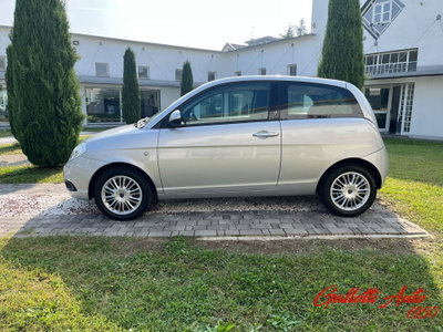 Lancia Ypsilon 1.2 New Oro (20)