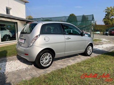 Lancia Ypsilon 1.2 New Oro (5)