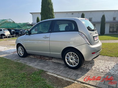 Lancia Ypsilon 1.2 New Oro (7)