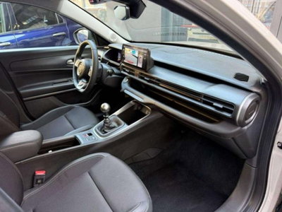 Jeep Avenger 1.2 turbo Summit fwd 100cv (16)