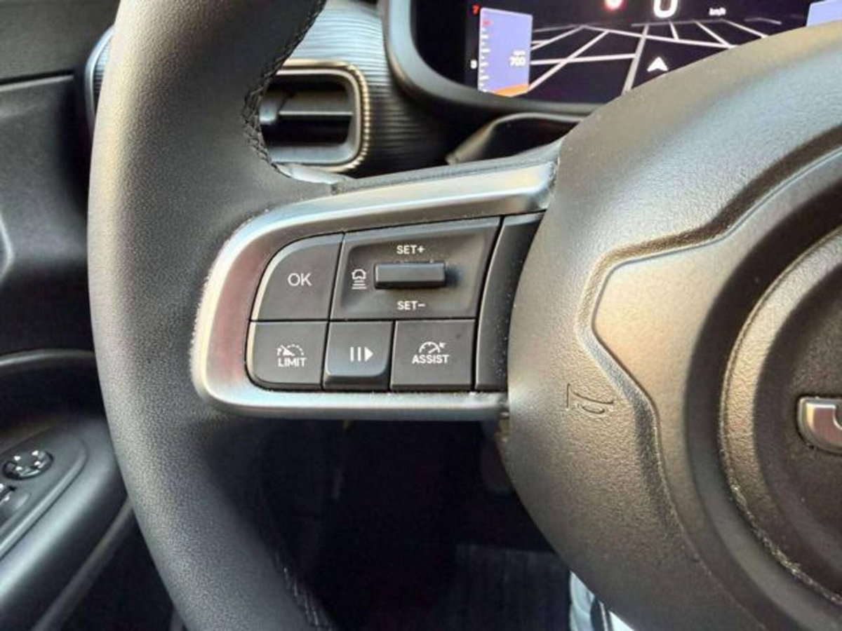 Jeep Avenger 1.2 turbo Summit fwd 100cv (18)