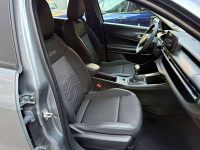 Jeep Avenger 1.2 turbo Summit fwd 100cv (20)
