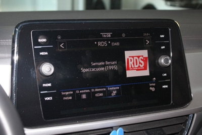 Volkswagen T-Roc 1.5 tsi R-Line dsg (10)