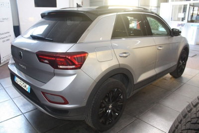 Volkswagen T-Roc 1.5 tsi R-Line dsg (6)