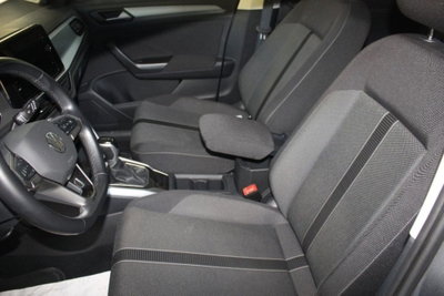 Volkswagen T-Roc 1.5 tsi R-Line dsg (8)