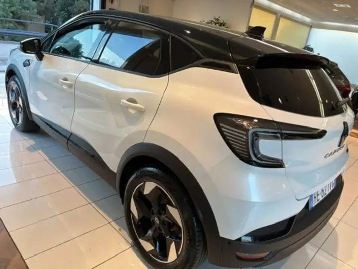 Renault Captur 1.8 full hybrid Techno 160cv auto (3)