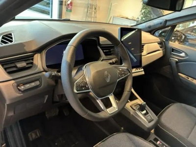 Renault Captur 1.8 full hybrid Techno 160cv auto (6)