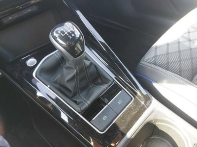 Volkswagen Golf Variant 1.5 eTSI 150 CV EVO ACT DSG R-Line (15)