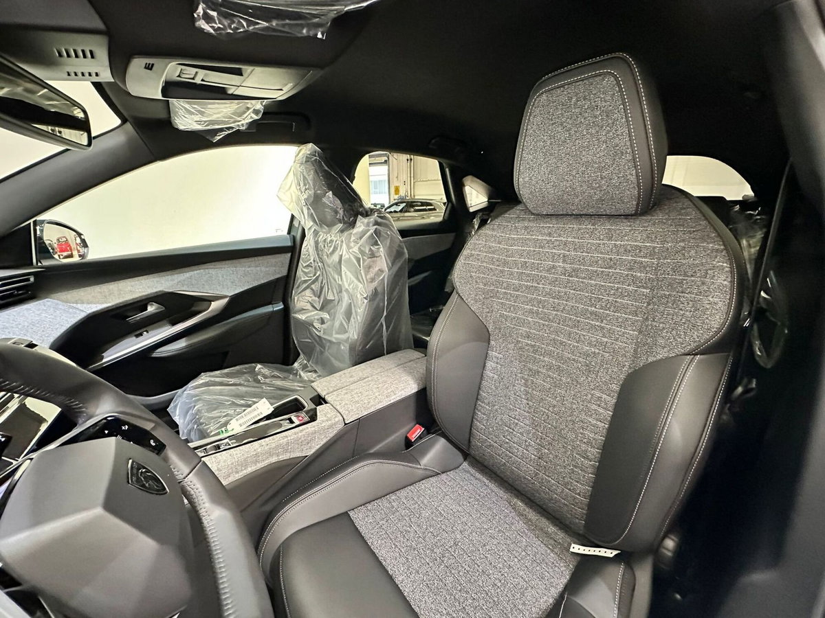 Peugeot 3008 1.2 hybrid Allure Business 145cv e-dcs6 (12)