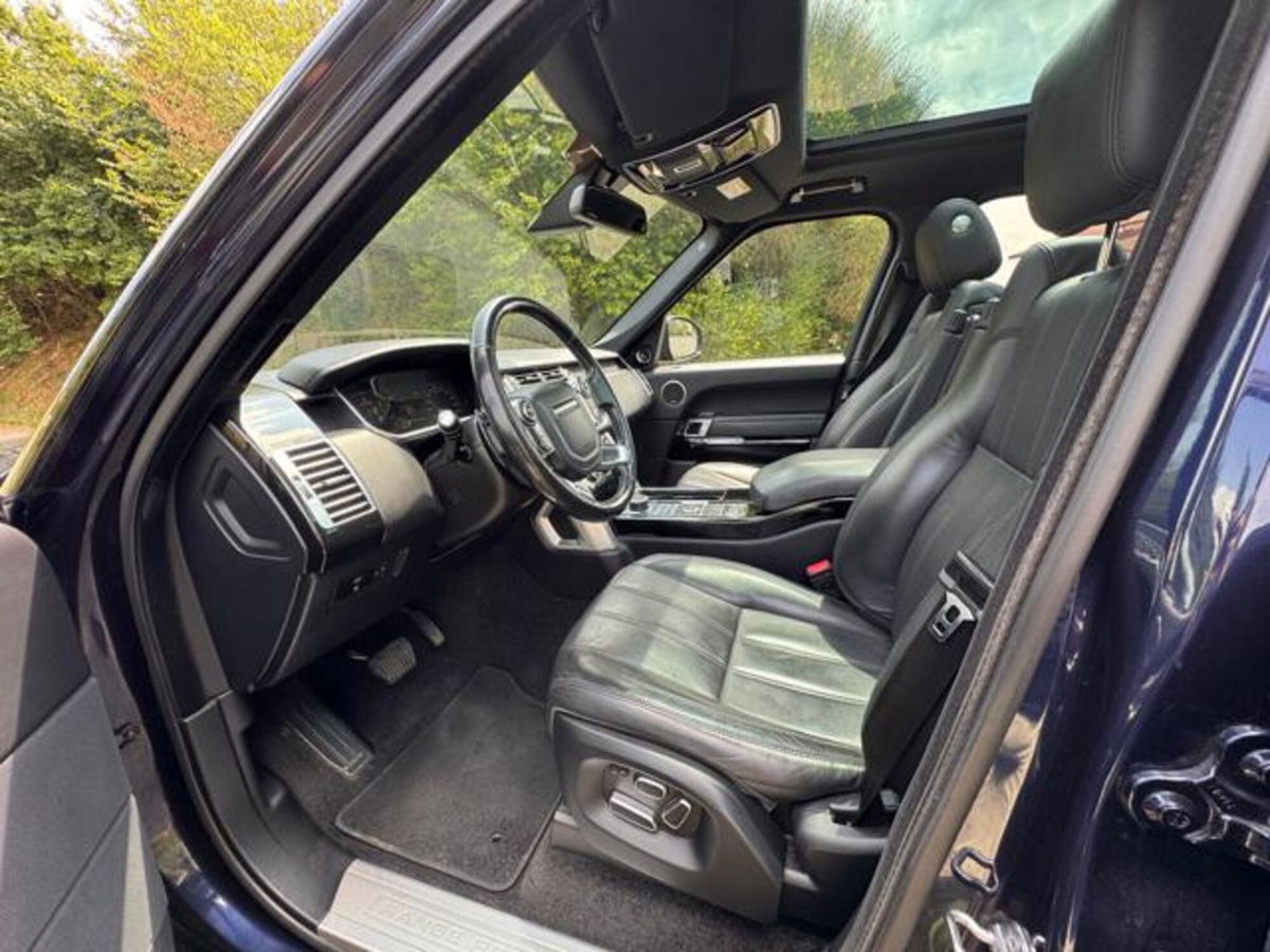 Land Rover Range Rover 3.0 TDV6 Vogue (9)