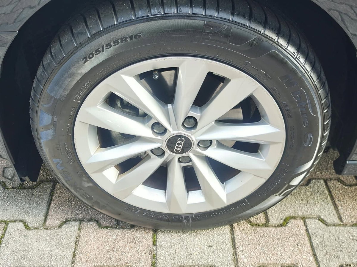 Audi A3 Sportback 30 TFSI S tronic Business (7)