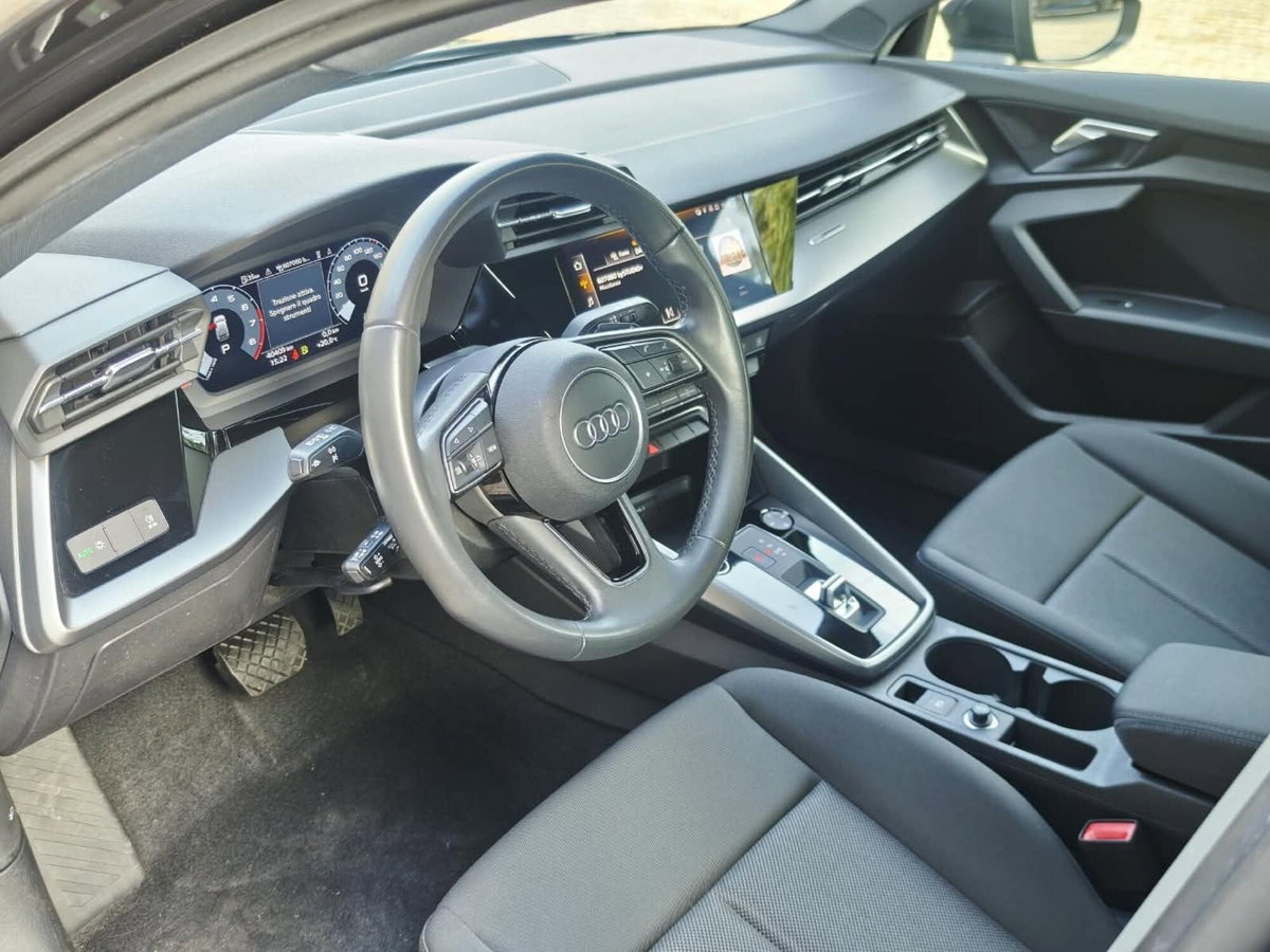 Audi A3 Sportback 30 TFSI S tronic Business (8)