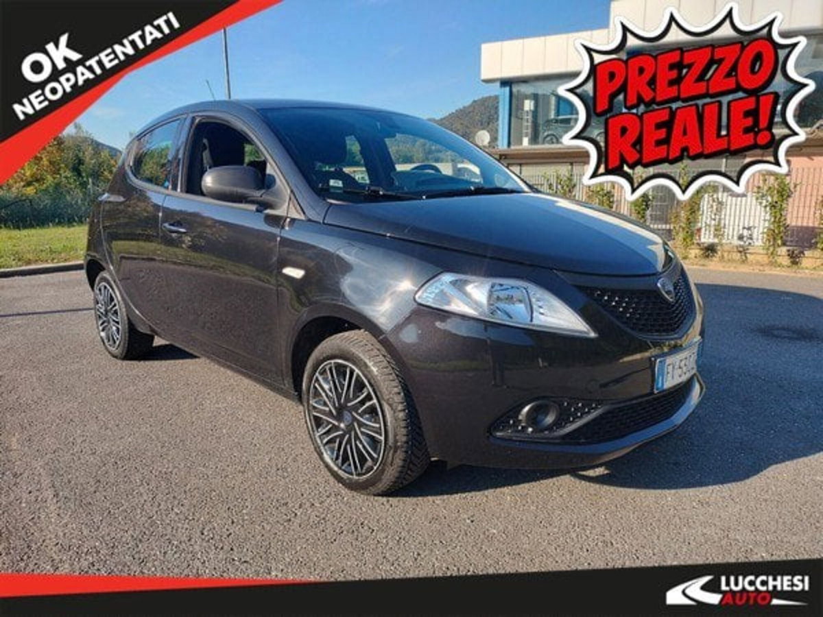 Lancia Ypsilon 1.2 69 CV 5 porte Elefantino Blu