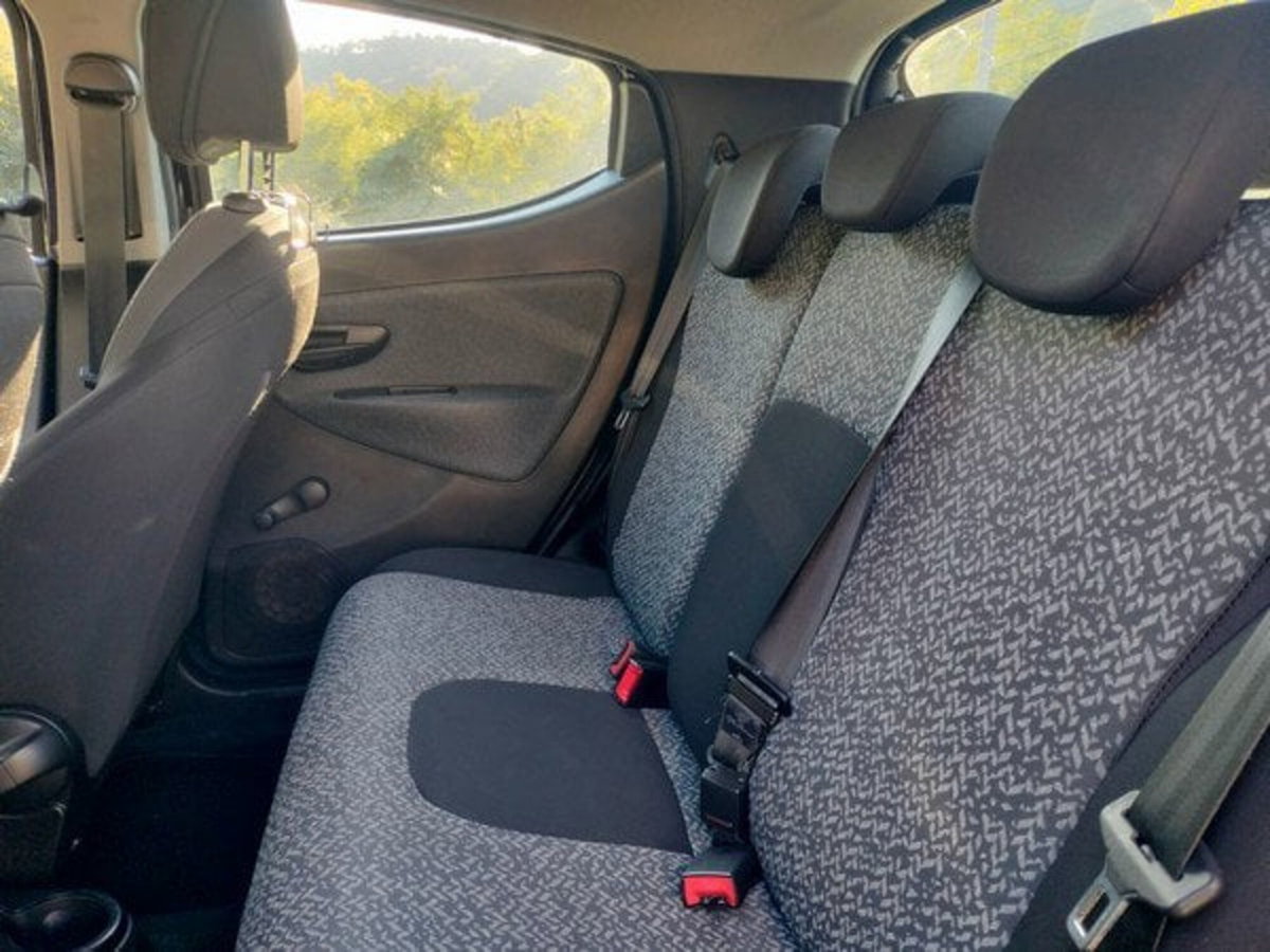 Lancia Ypsilon 1.2 69 CV 5 porte Elefantino Blu (13)
