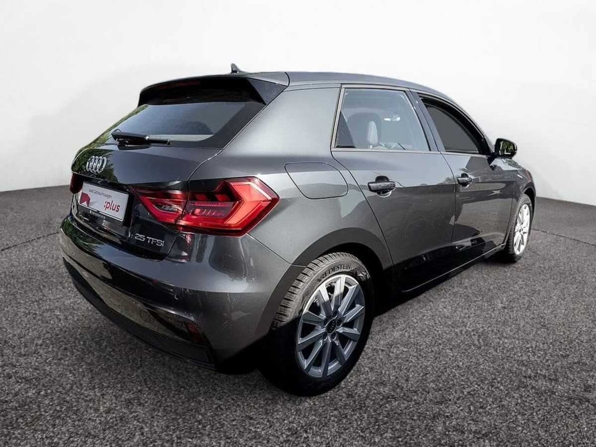 Audi A1 Sportback 25 TFSI Advanced (2)